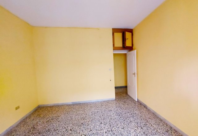 Three-room apartment in a small condominium