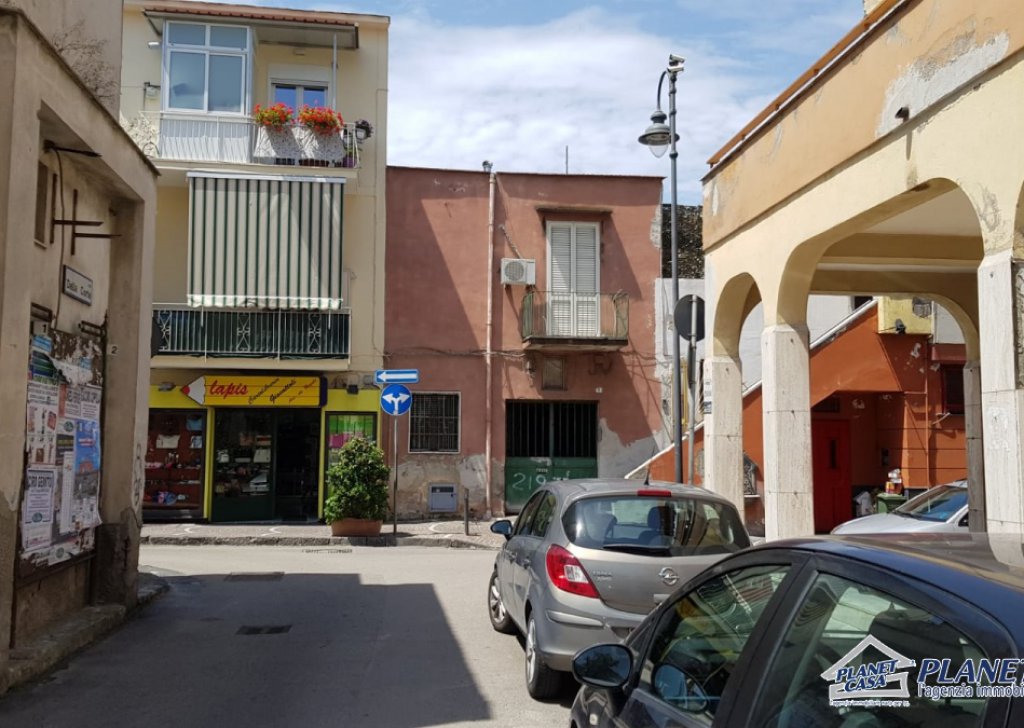 Affitto Negozio Cercola - Locale commerciale in affitto a Caravita, negozio in affitto a pochi passi da Volla Località Caravita