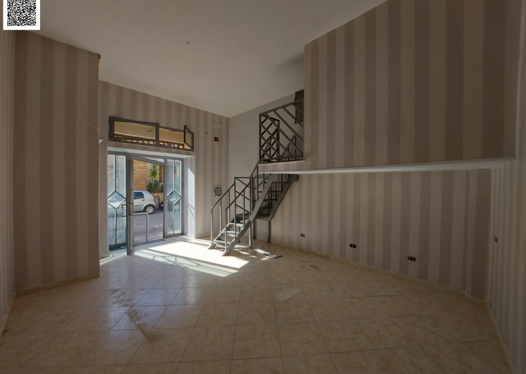 Premises for rent , Melito di Napoli, locality Centro