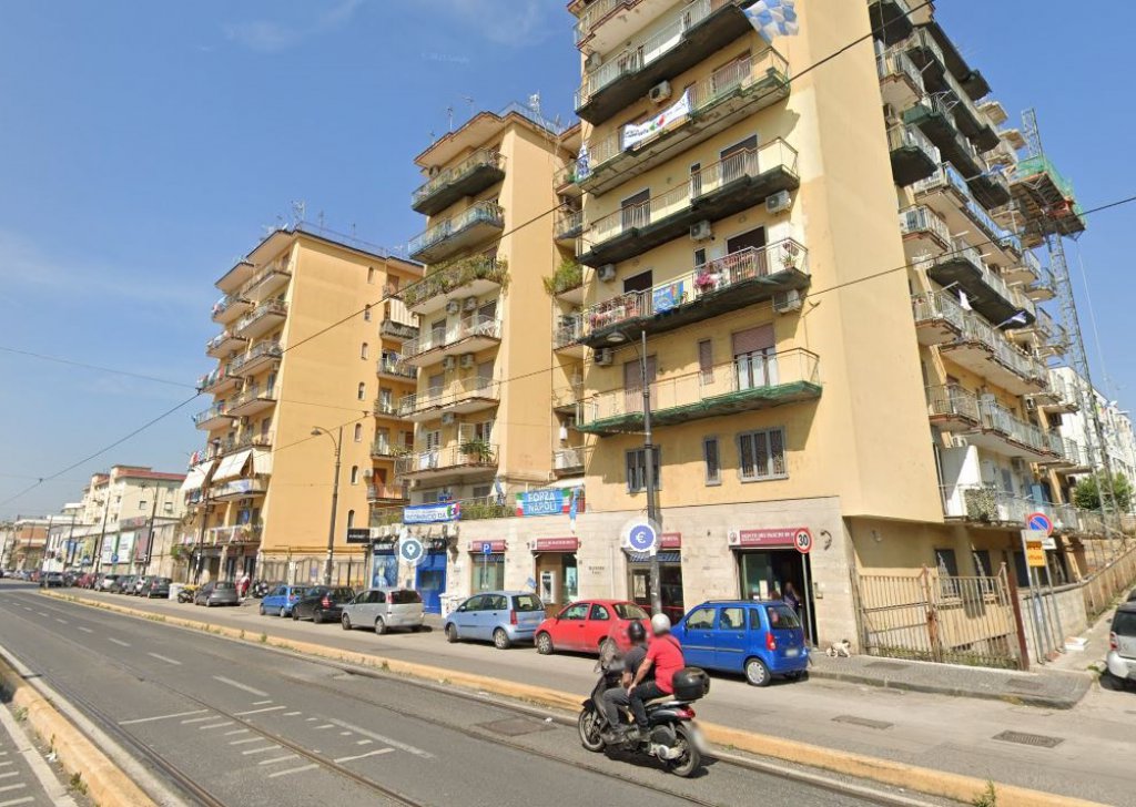 Warehouse for sale  via Stadera 30, Napoli, locality Poggioreale